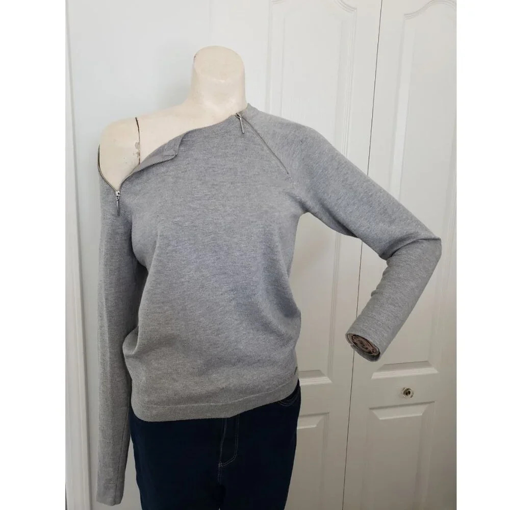 Mohito Gray Zipper Neck Sweater  Funky Off shoulder
